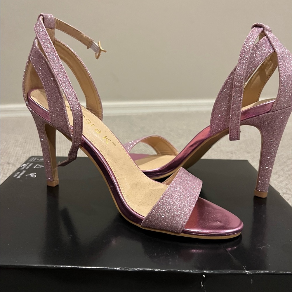 NEW Without Box Allegra K Glitter Open Toe Ankle Strap Stiletto Heel. Size 7
